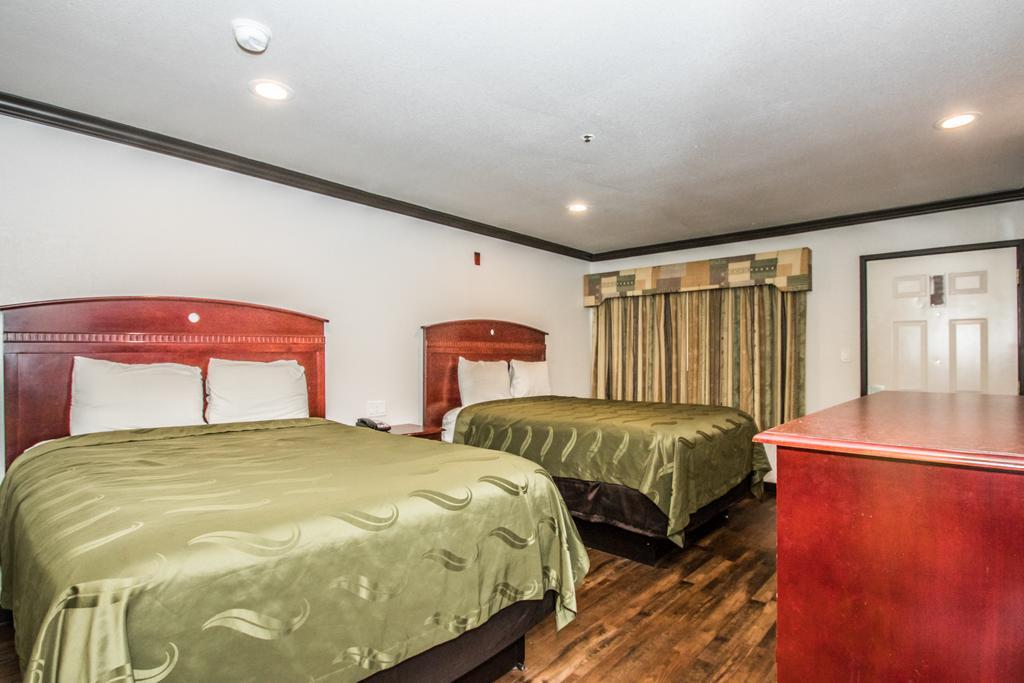 Americas Best Value Inn Fort Worth Extérieur photo
