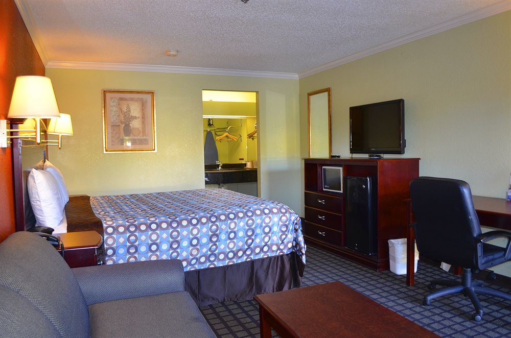 Americas Best Value Inn Fort Worth Extérieur photo