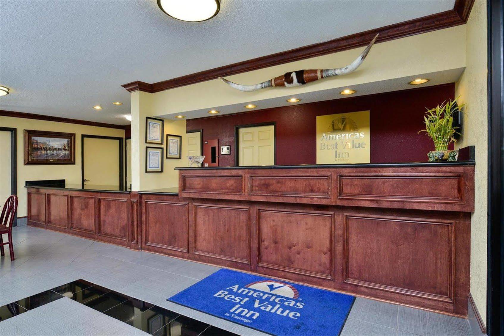 Americas Best Value Inn Fort Worth Extérieur photo