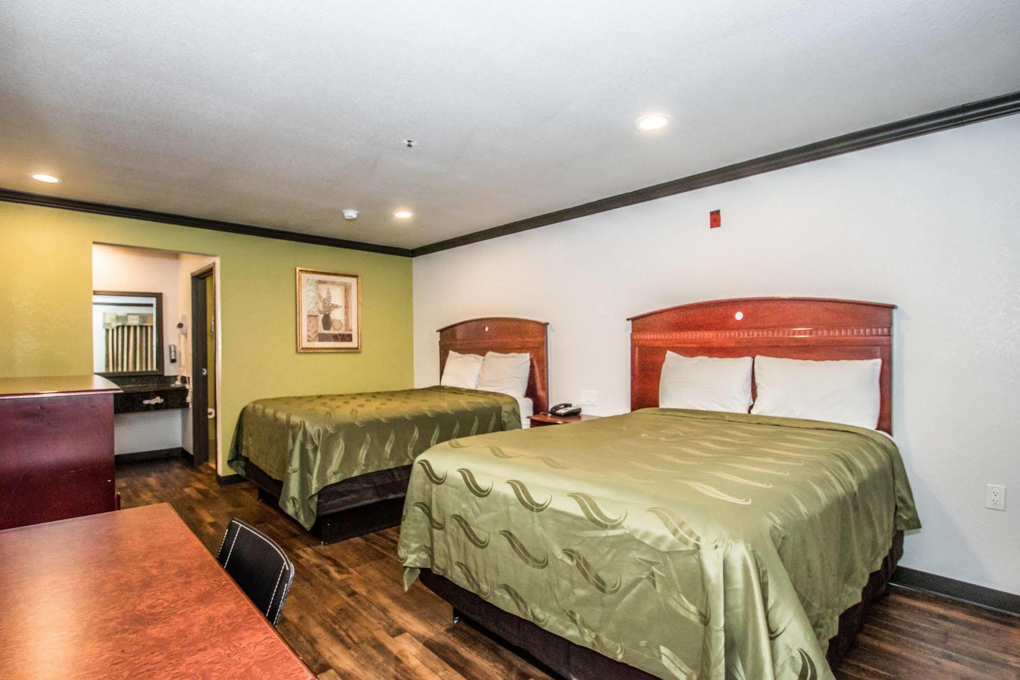 Americas Best Value Inn Fort Worth Extérieur photo