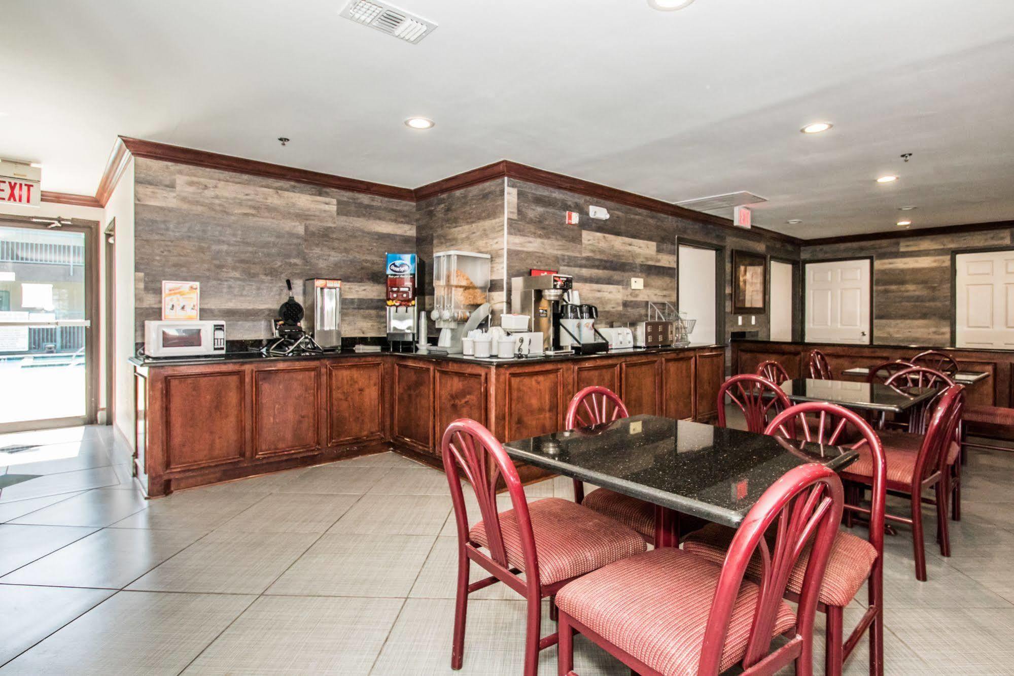 Americas Best Value Inn Fort Worth Extérieur photo